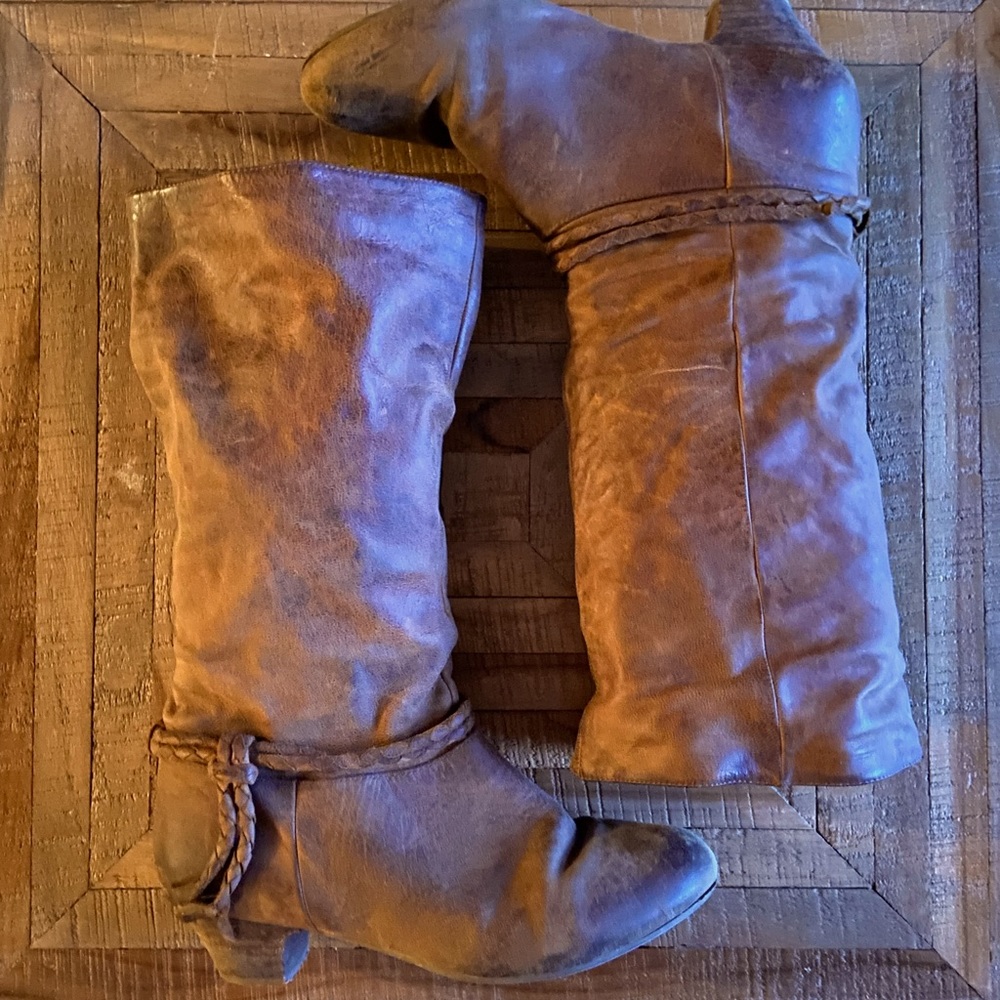 Steve Madden Leather Western Style Boot